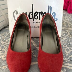Cinderella Red Suede Round-Toe Heels